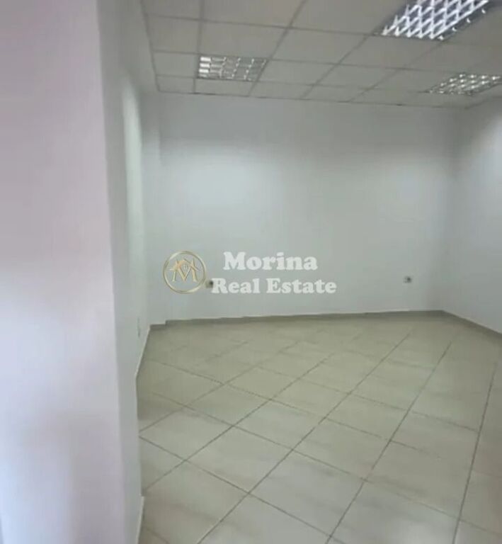 Qera | Ambjent Biznesi | Rruga Dritan Hoxha | 1500 €/muaj