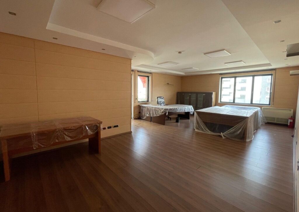 🏥Premises for Clinic for sale – Komuna Overpass 🏥