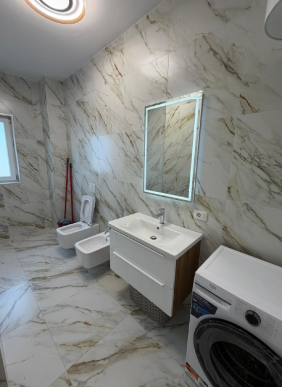 Appartamento 1+1 in Affitto – Xhamllik - 🅿️ 2 posti auto