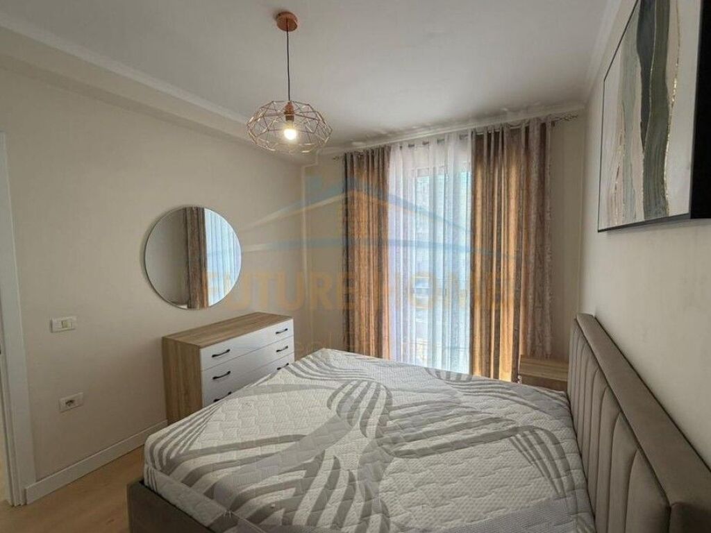 Shitet, Apartament 1+1, Misto Mame