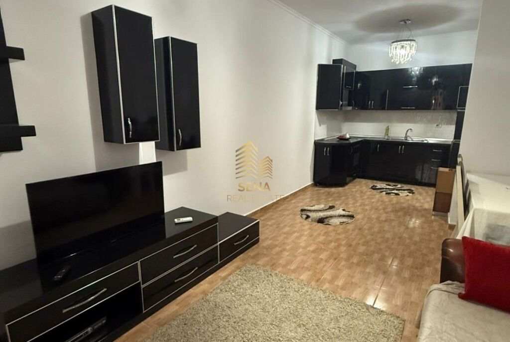 Qira, Apartament 1+1,Yzberisht-Prane KMY, 35.000 Leke/Muaj