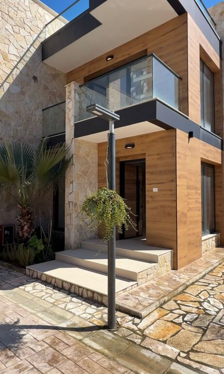 SHITET VILE 2-KATESHE + TARRACE PRANE HOTEL VIENNA, GOLEM