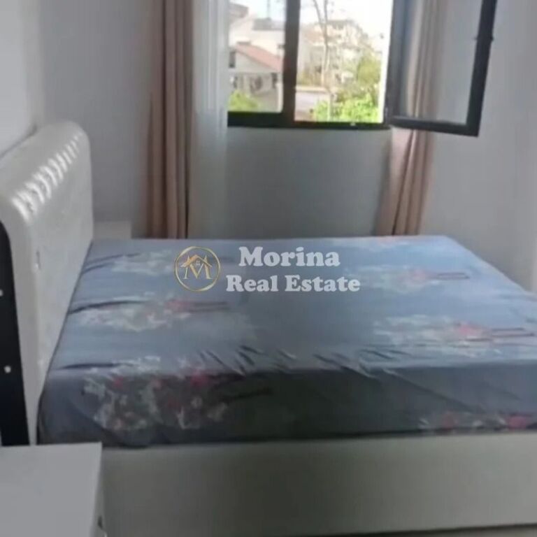 Qera | Shtëpi private 2 + 1 | Rruga Llazar Shapatini | 430 €/muaj