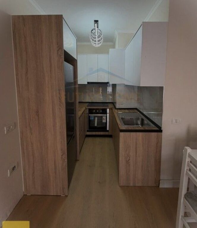 Shitet, Apartament 1+1, Misto Mame