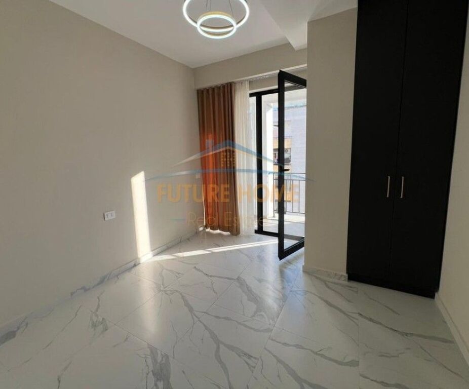 Shitet, Apartament 2+1+Verande, '' Urban Gate '' Residence, Unaza e re, Tirane