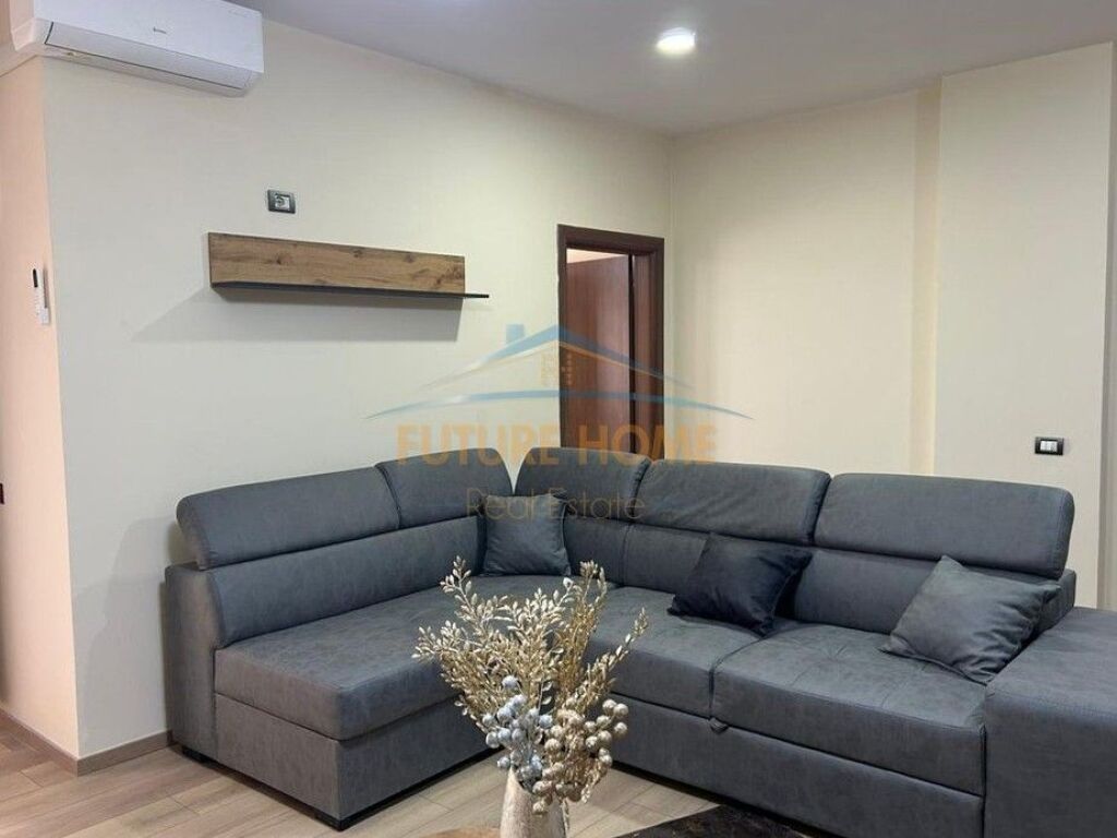 Qera, Apartament 1+1, Rruga e Kavajes,Tirane.