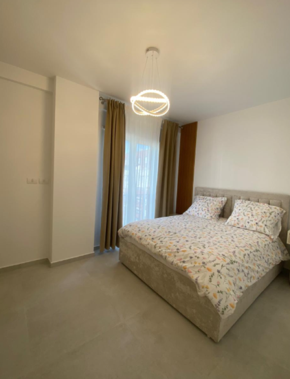 Apartament 2+1+2 me Qira – Pazari i Ri