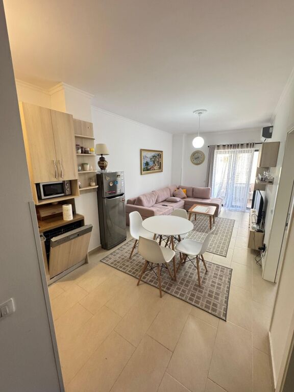 Apartament 1+1 me Qira, Qerret !