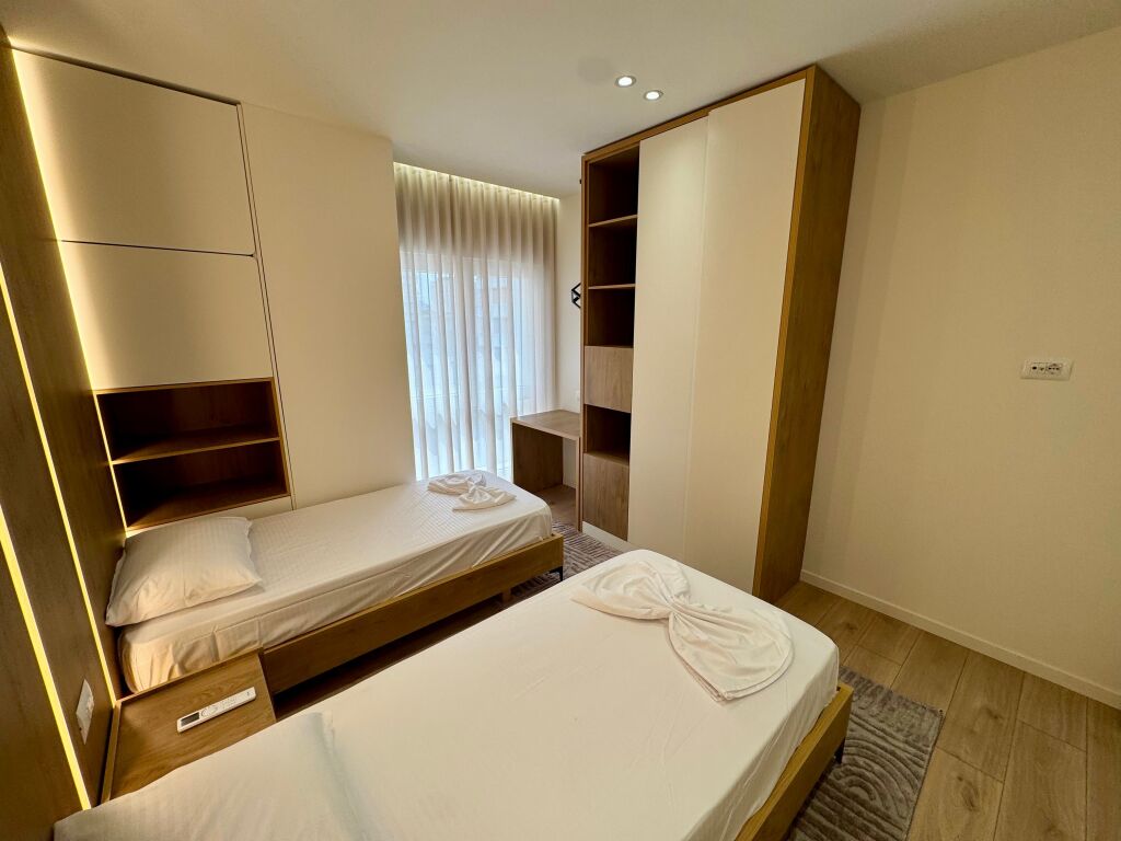 📣 QERA SUPER Apartament 2+1 Me 2 Tualete 📍 Zogu i Zi ✨