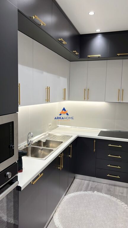 JEPET ME QERA APARTAMENT 2+1+POST PARKIMI " NE XHAMLLIK " 75000 LEKË