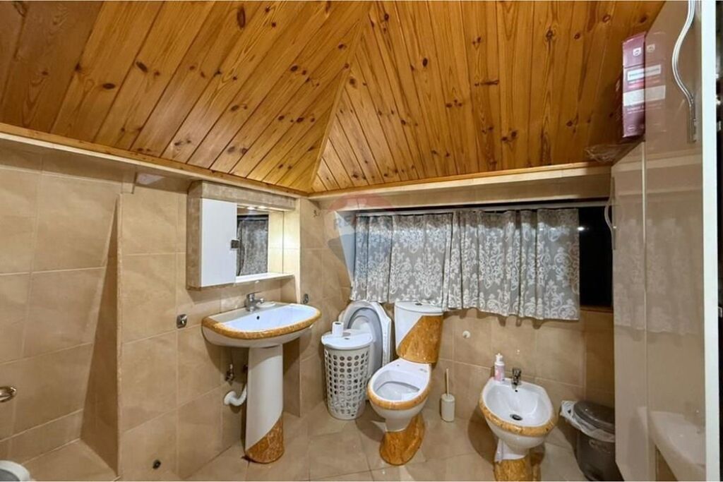 SHITET, DUPLEX, FRESKU, TIRANE