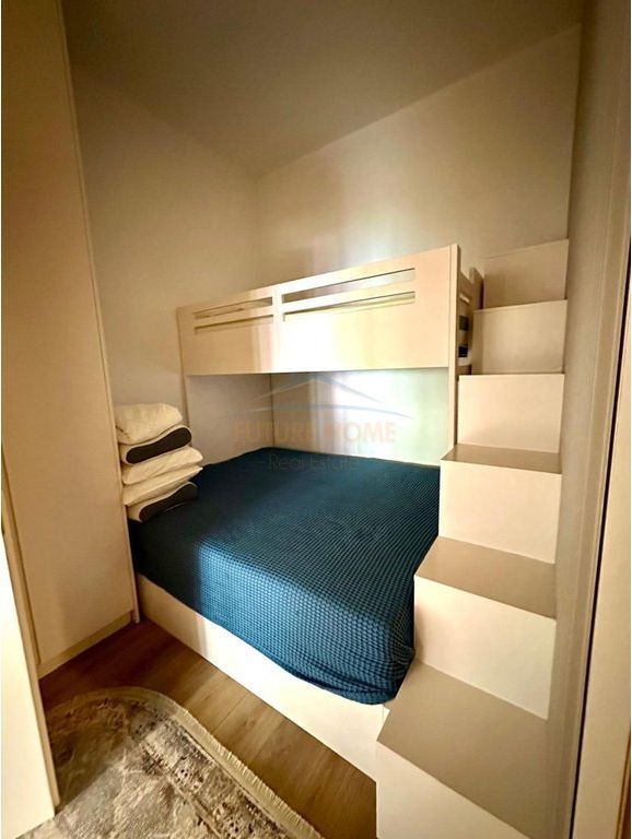 Shitet Apartament 2+1+Verande, Green Coast 1