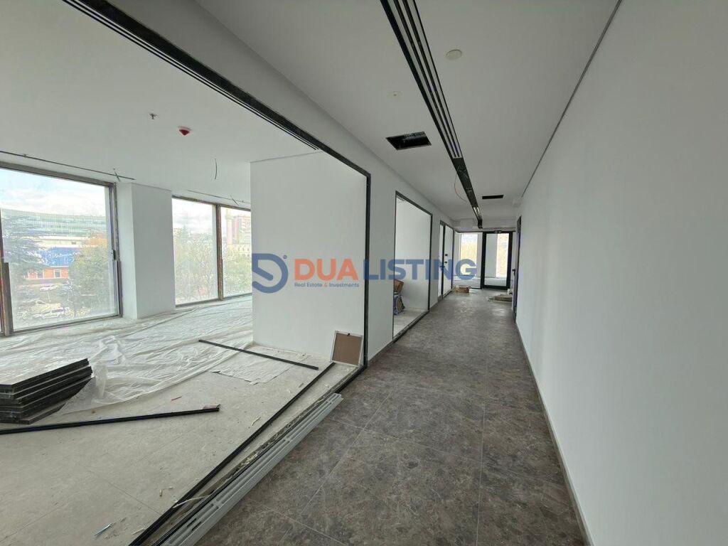 JEPET ME QIRA – KAT EKSKLUZIV PËR FLAGSHIP / ZYRA ELITARE 📍 Downtown Residence, Tiranë