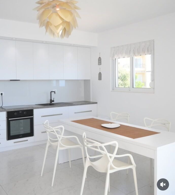 Apartament 2+1 me pamje nga deti