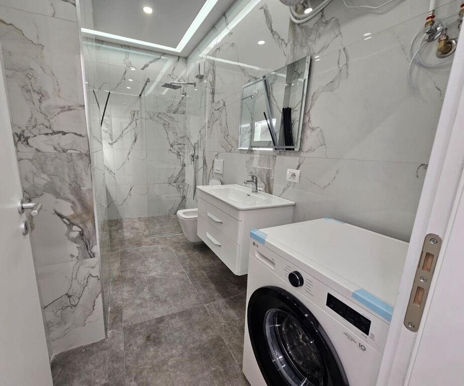 🏡 Appartamento moderno 2+1 in affitto – Zogu i Zi