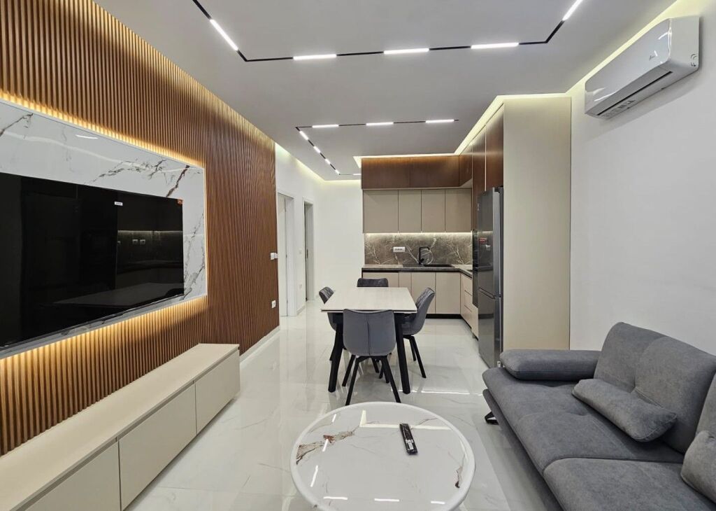 Jepet me qira apartament 2+1 – Zogu i Zi