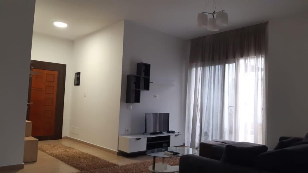 Apartament 1+1 me qira tek Terminali i Jug Veri