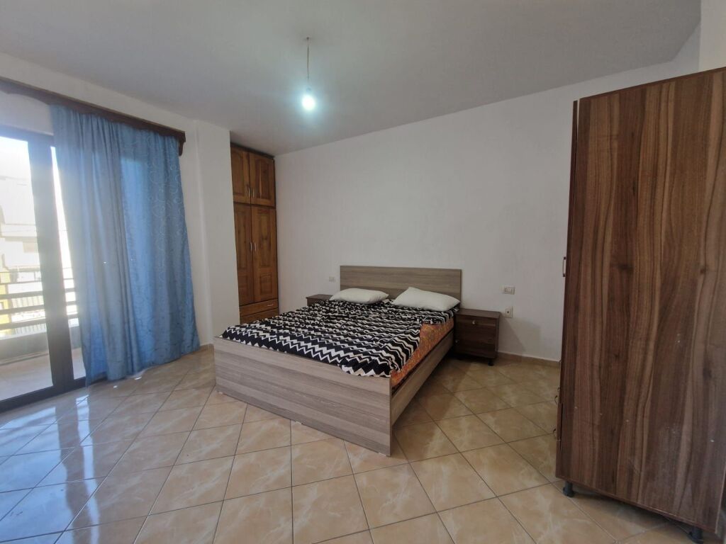Jepet apartament 2+1 me qera ne Yzberisht