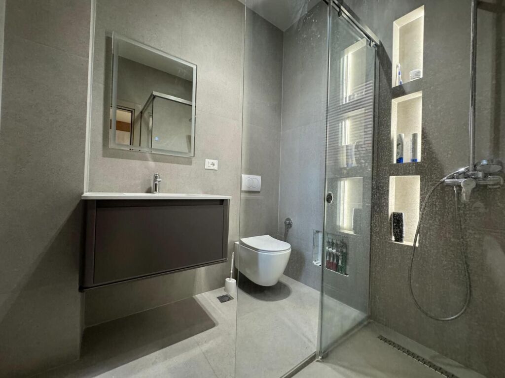 GARDEN BUILDING, Vendo super appartamento. 2+1+2 bagni