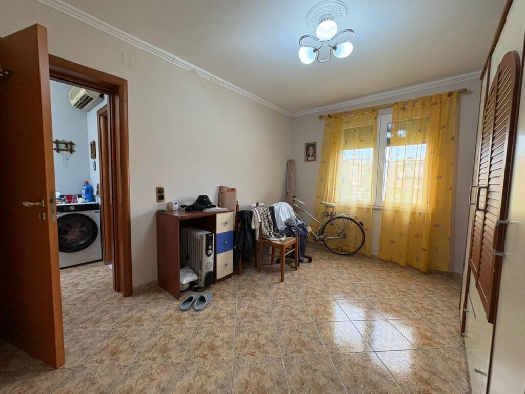 Apartament 1+1 me qira tek Zogu i Zi!
