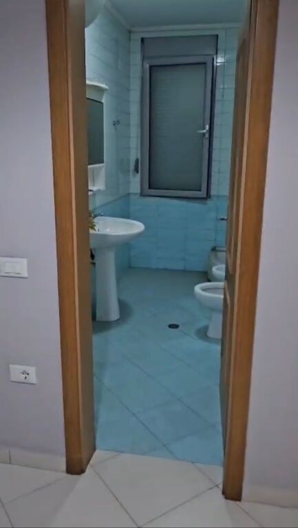 2+1,ne zog te zi afer ring center,113 m2,248 miljon leke