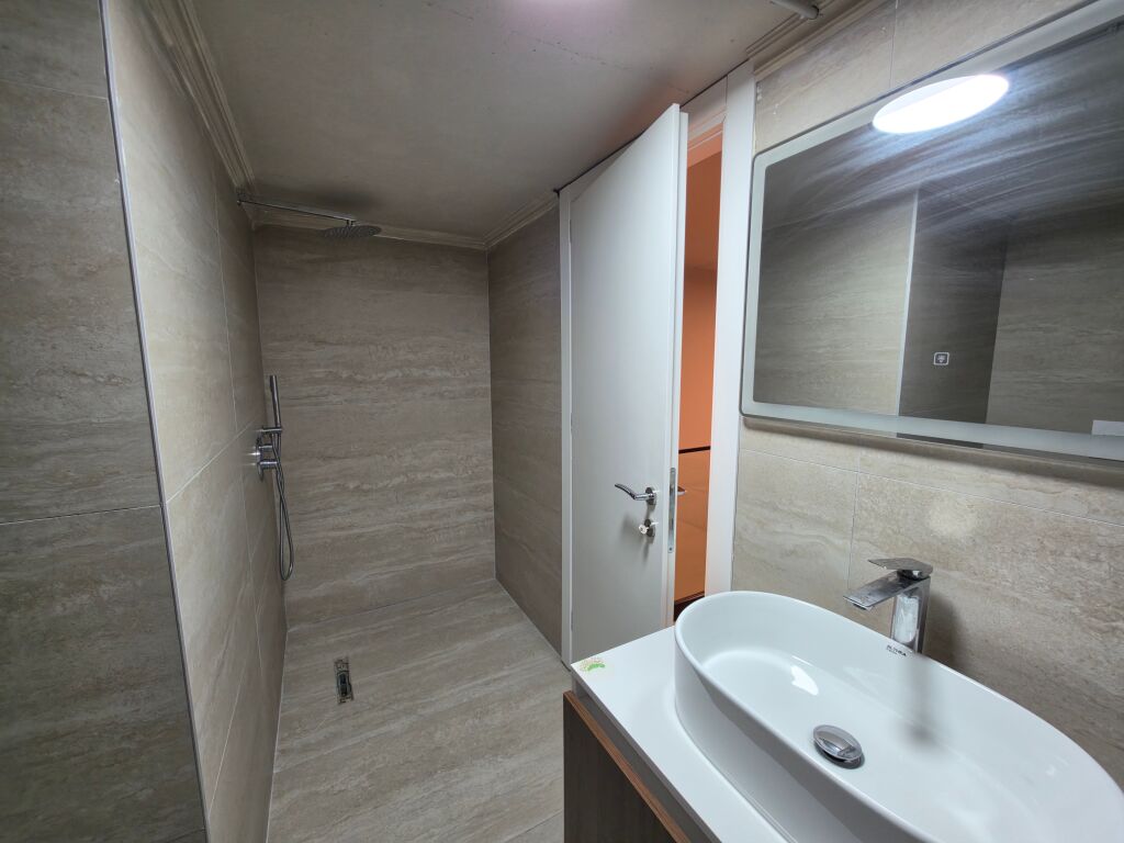 JEPET ME QIRA DUPLEX 1+1 TE GOLDEN PARK