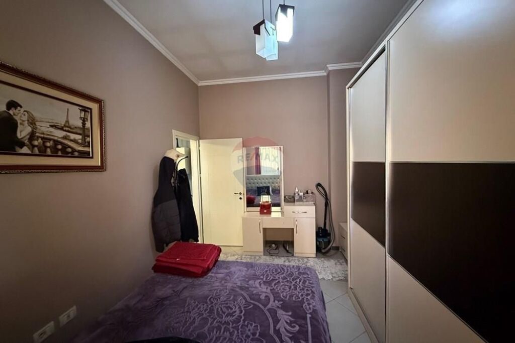 Apartament - Për Shitje - Rruga Teodor Keko, Tiranë