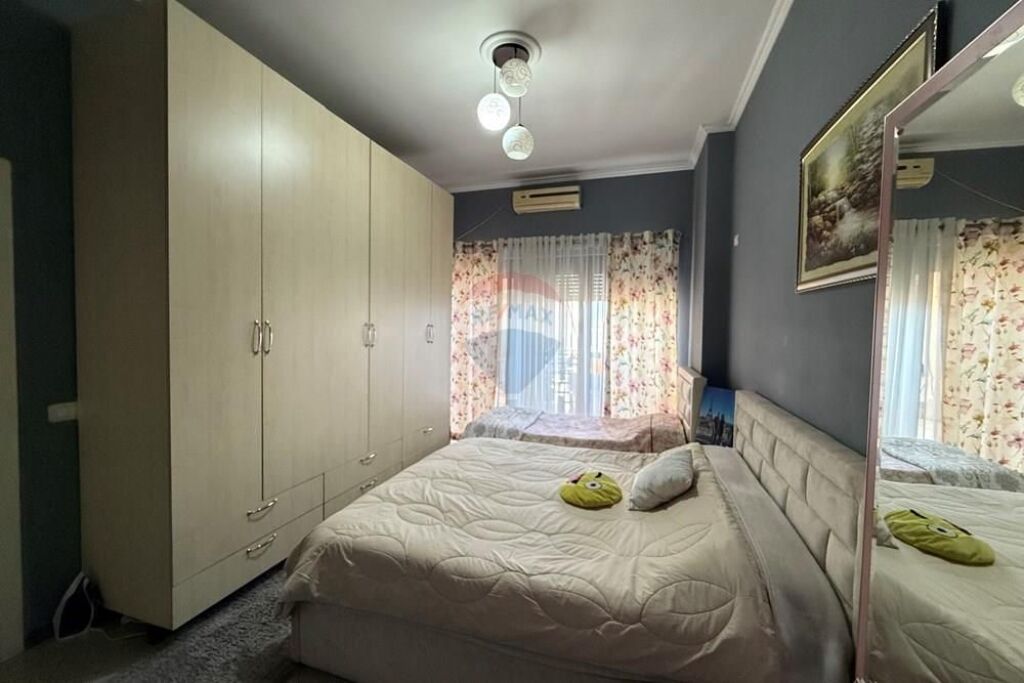 Apartament - Për Shitje - Rruga Teodor Keko, Tiranë
