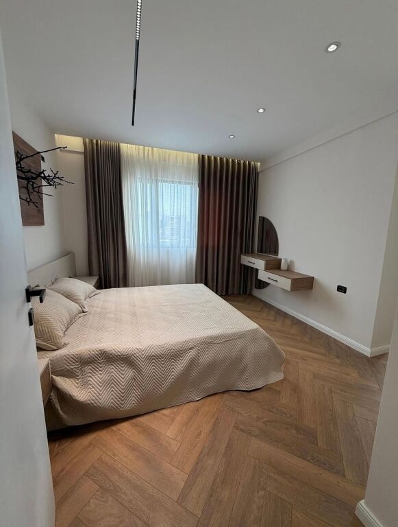 Apartament 2+1+ garderobe Perballe Delijorgjit per shitje