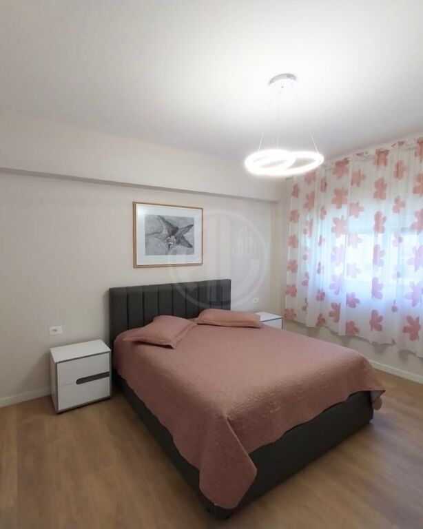 Apartament me qera
