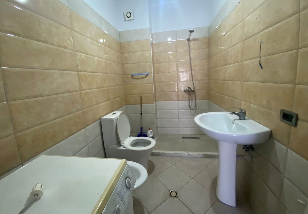 Appartamento 2+1 in affitto ad Astir