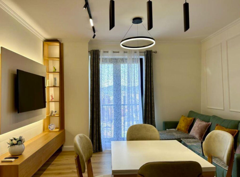 🏡 APARTMENT 1+1 FOR RENT – KAVAJËS STREET, CENTER