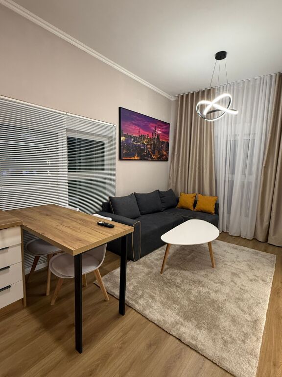 Apartament Modern 1+1 për Qira – Rezidenca Kadiu, Ali Demi ✨