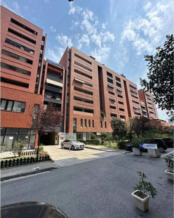 Via Panorama Di Fronte a Spak Vendesi 10 Posti Auto