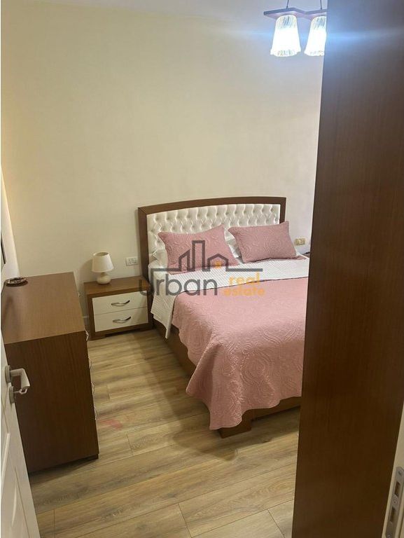 🏠 APARTAMENT 2+1 ME QERA – LIQENI ARTIFICIAL, TIRANË