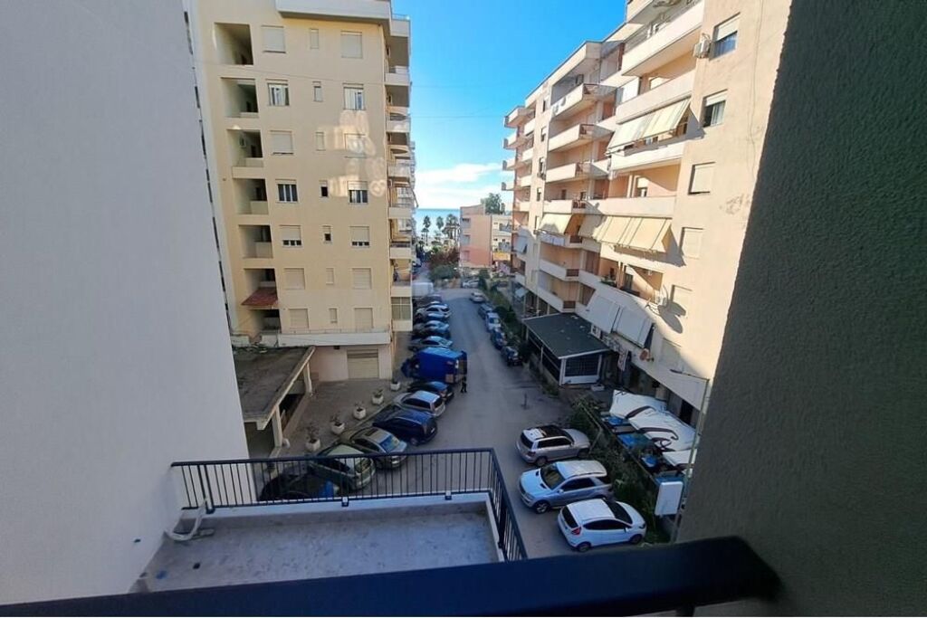 🌊 APARTAMENT LUKSOZ  2+1+2 NË SHITJE – LUNGOMARE, VLORË
