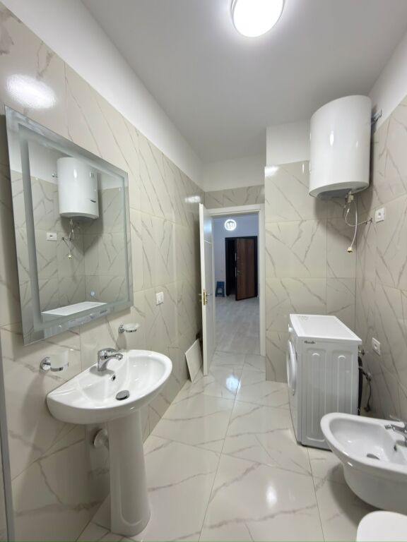 Apartament 2+1+ parking ne astir tek Residenca Urban Gate !