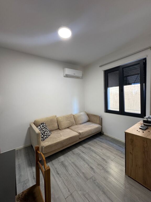 Apartment 1+1 for rent in Astir near the "Klensi" Residence.