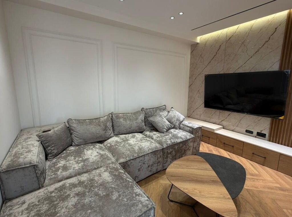 Apartament  2+1 + Gardërobë për Shitje – Përballë Kompleksit Delijorgji