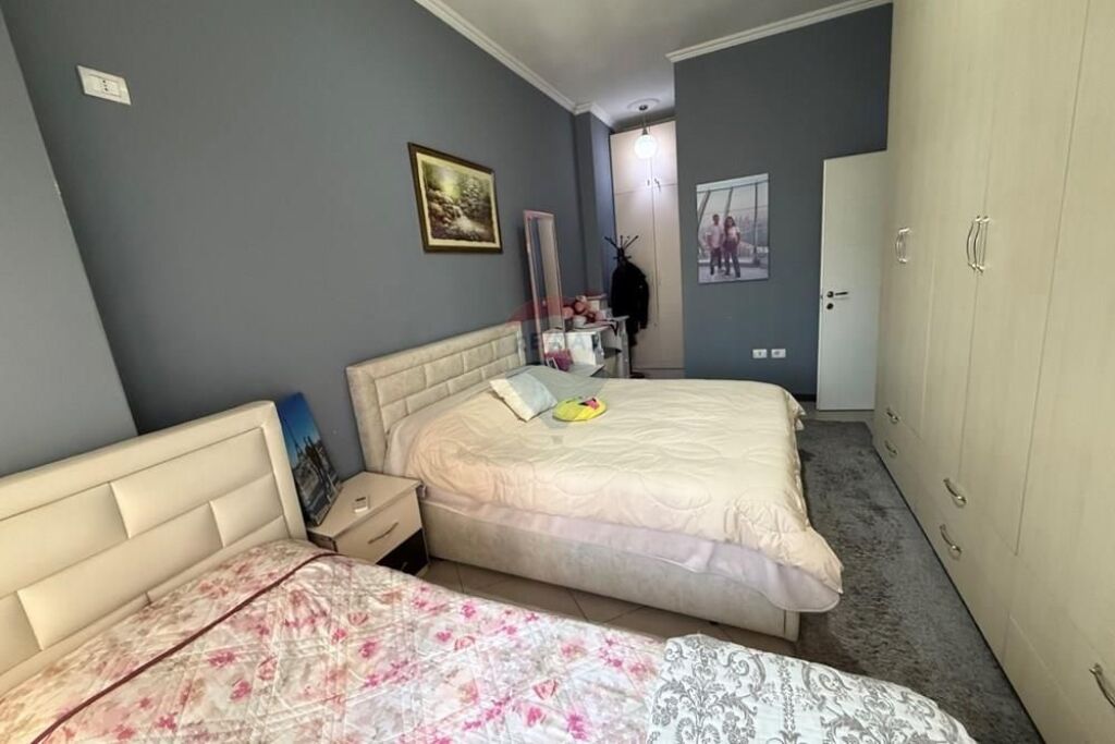 Apartament - Për Shitje - Rruga Teodor Keko, Tiranë