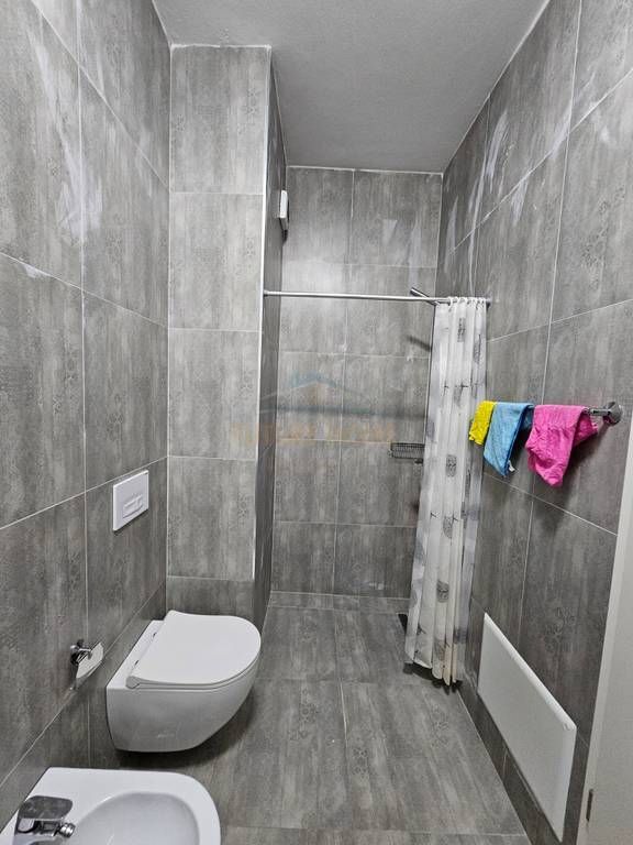 Qera apartament 1+1 kontakti 21 dhjetori