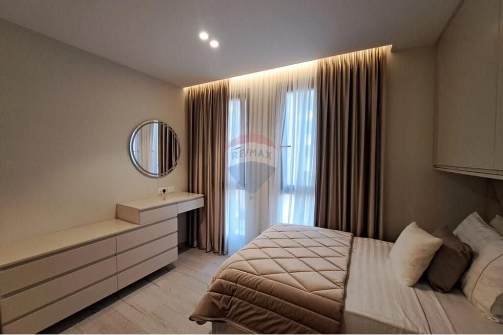 🌊 APARTAMENT LUKSOZ  2+1+2 NË SHITJE – LUNGOMARE, VLORË