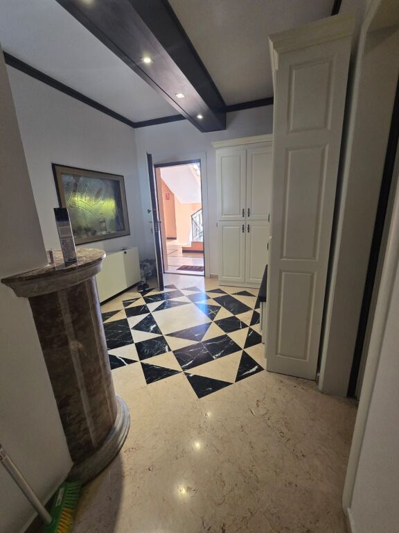 Apartament 2+1+2 ne shitje , Tek Eleonora