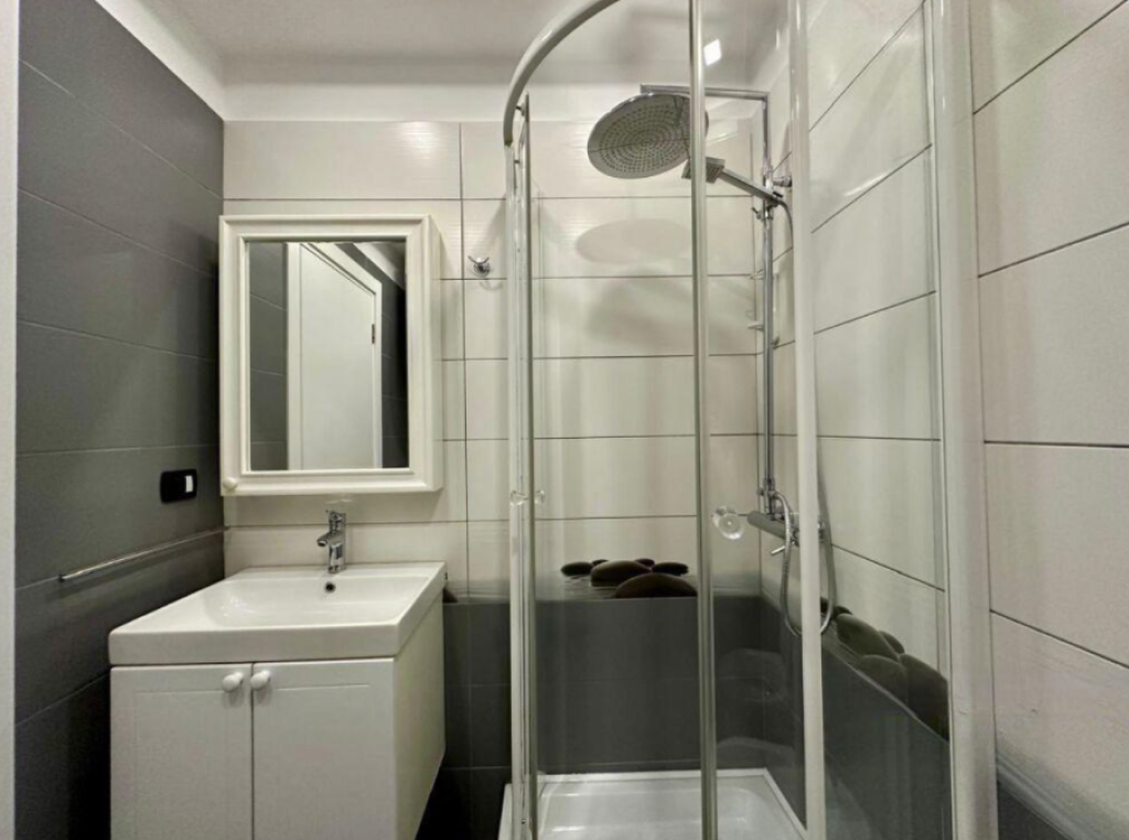 🏡 APARTMENT 1+1 FOR RENT – KAVAJËS STREET, CENTER