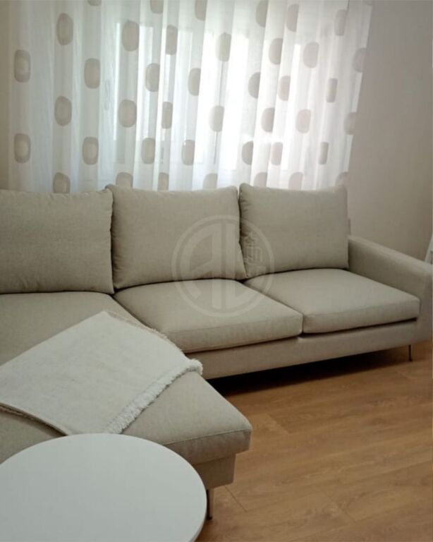 Apartament me qera