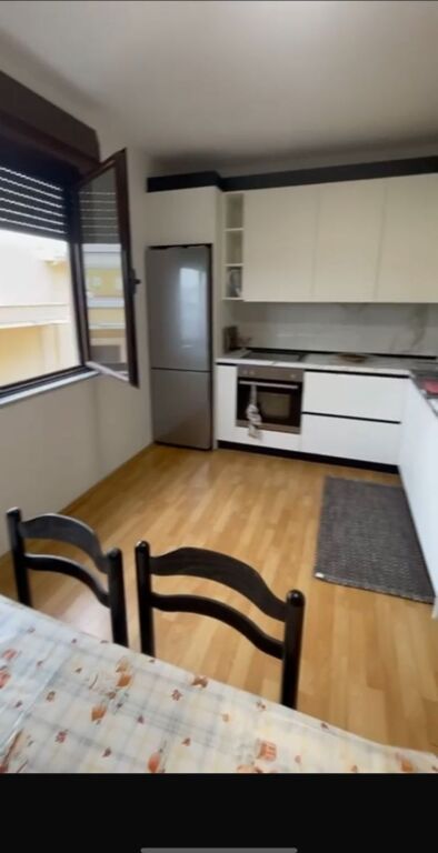 APT 5 DHOMA + 2 TUALETE NË PLAZH DURRËS