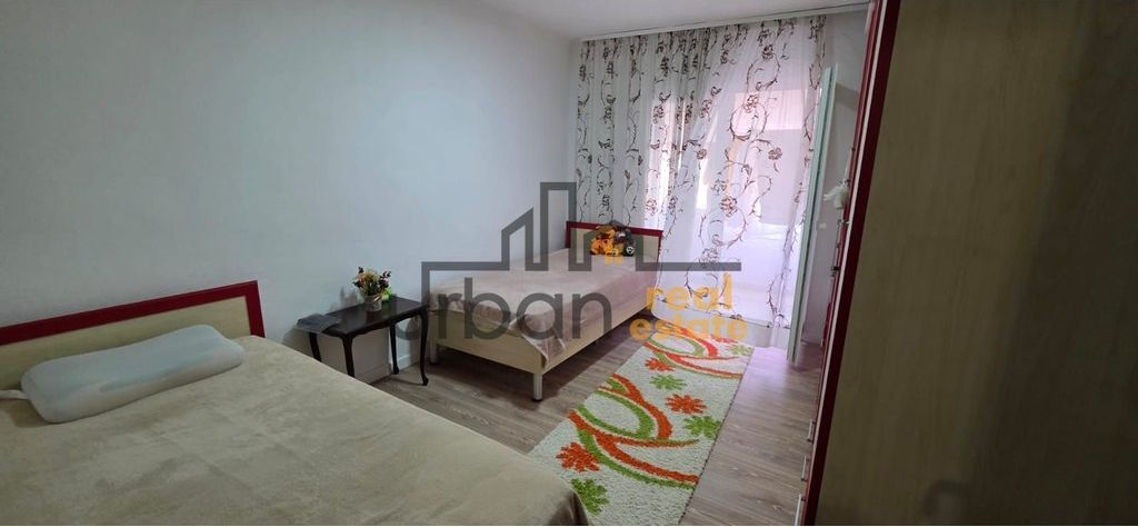 Shitet Apartament 4+1+2 – Ali Demi , Tiranë