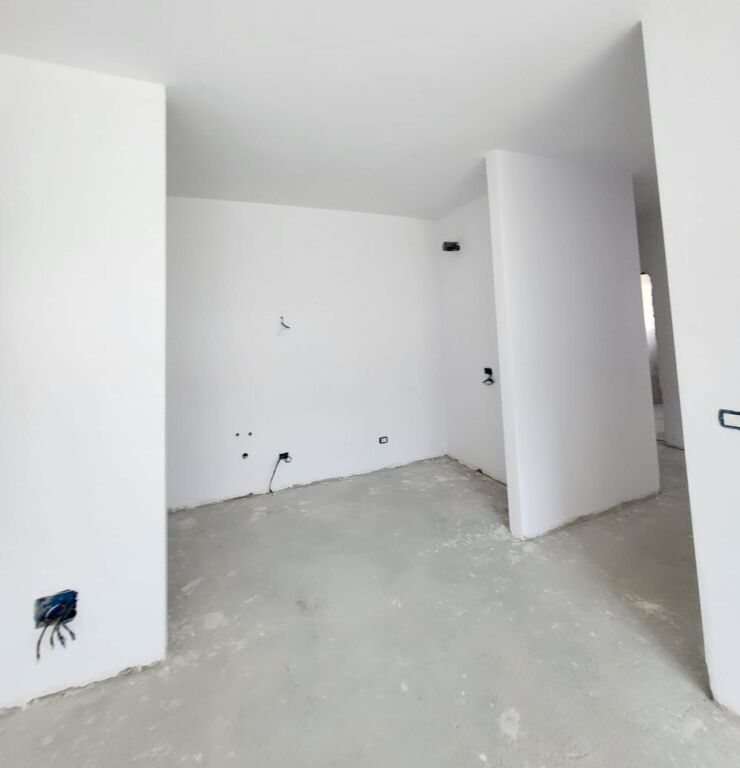 🏡 Vendesi in vendita 2+1 a Fresk