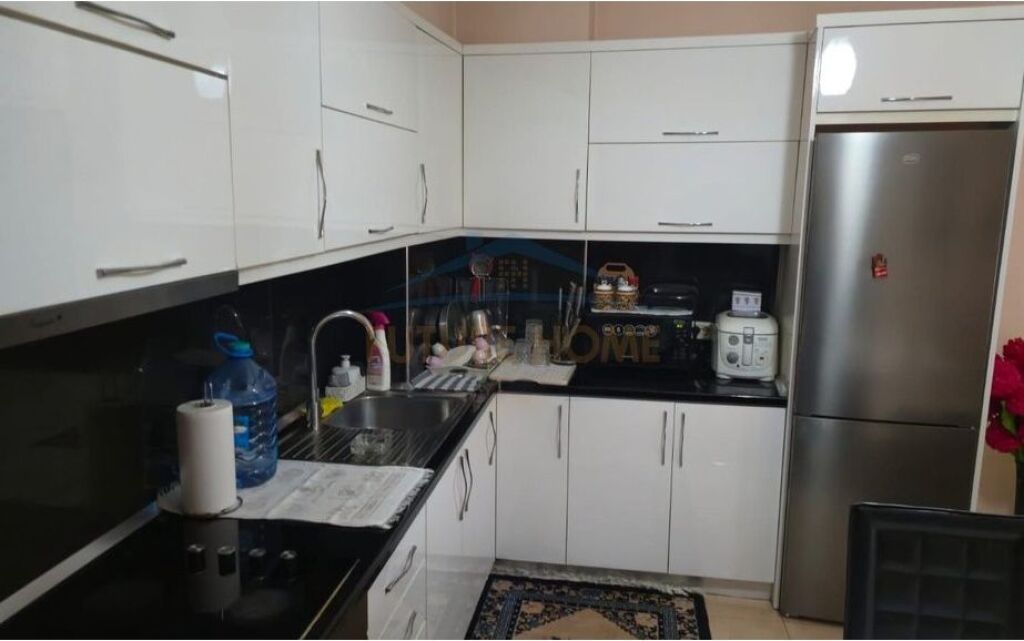 In vendita, Appartamento 2+1, Yzberisht, Tirana