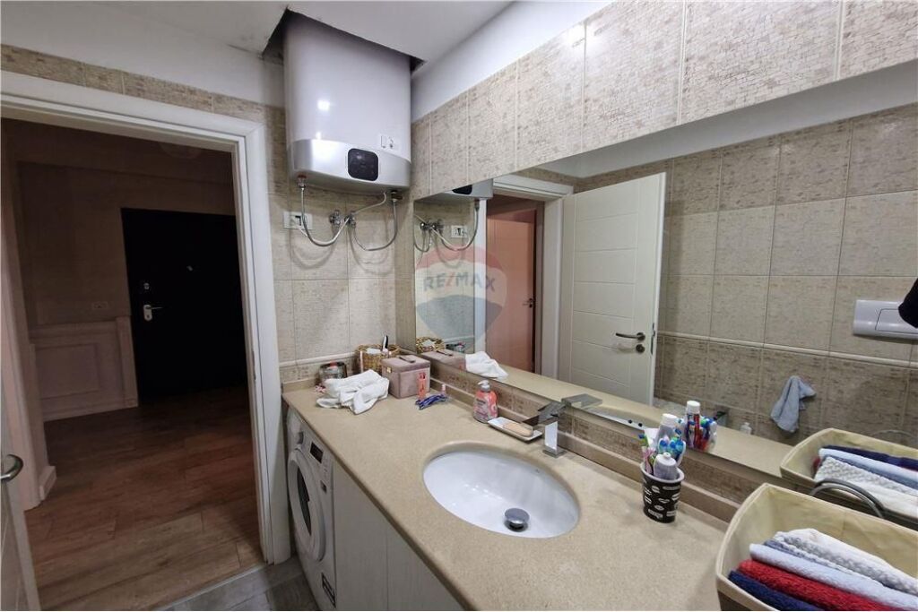 APARTAMENT LUKSOZ 2+1 + VERANDË NË SHITJE – UJI I FTOHTË, VLORË